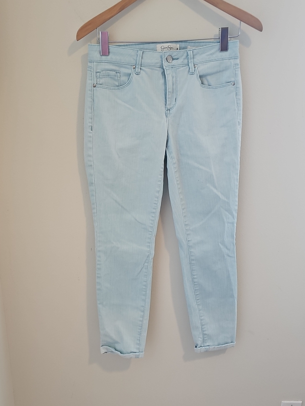 Jessica Simpson Forever Skinny Crop Light Blue Jeans. Size 28